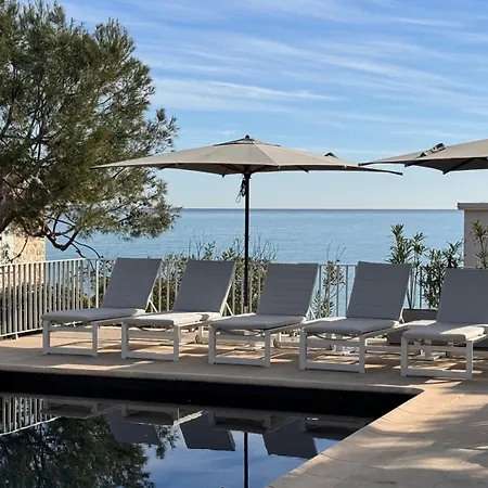 Cap D'antibes De La Garoupe Pied Dans L'eau Piscine Apartman *
